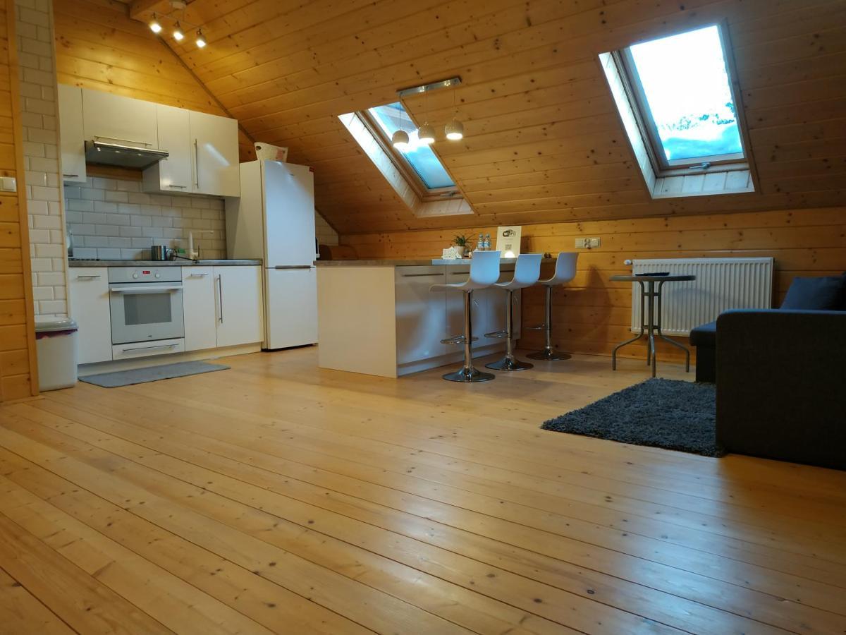 Apartament Pod Kogutkiem Uscie Gorlickie Buitenkant foto