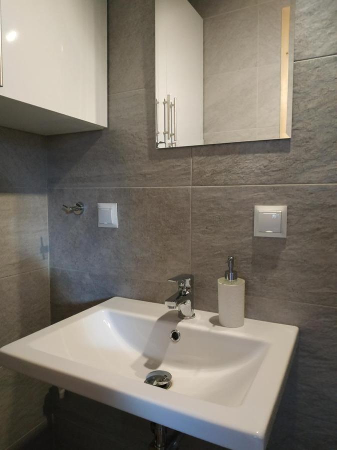 Apartament Pod Kogutkiem Uscie Gorlickie Buitenkant foto
